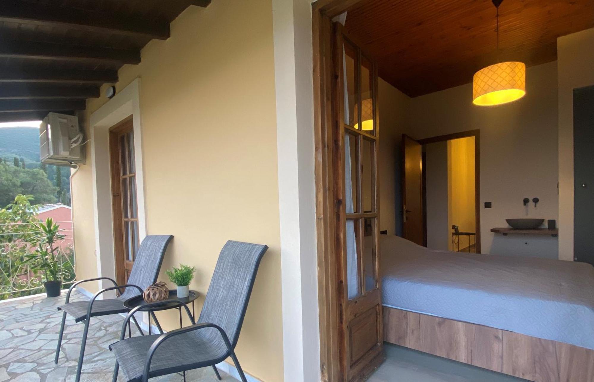 Alexandra's Boutique House Holiday home Kato Garouna