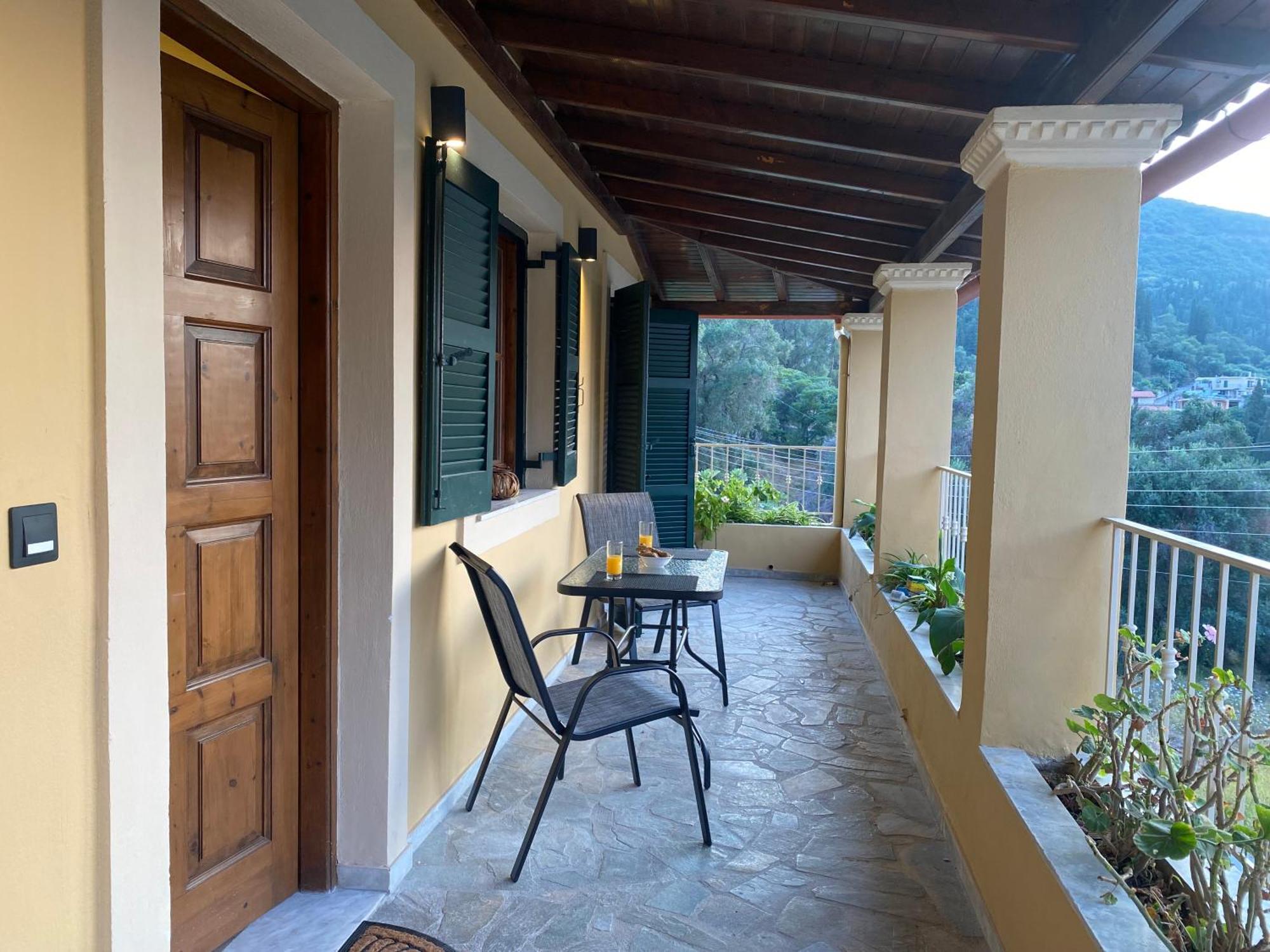 Holiday home Alexandra's Boutique House Kato Garouna